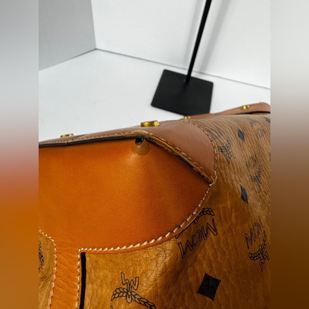 MCM Classic Cambas Tan Leather Bucket Bag with Gold Chain - Picture 11 of 16